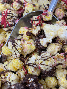 Valentines Popcorn - Love Me or Love Me Not